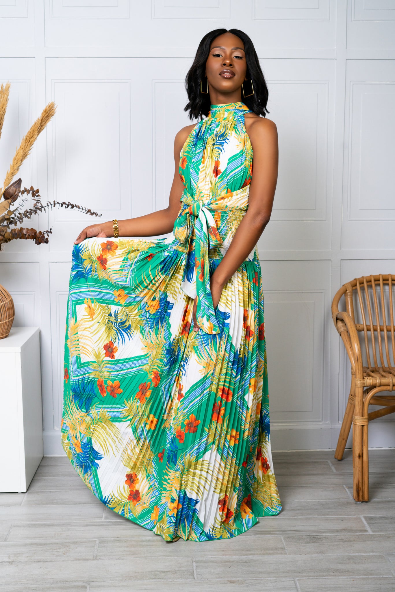 TAHITIAN ESCAPE TROPICAL ACCORDION PLEATED MAXI DRESS – POSH KLOSETS